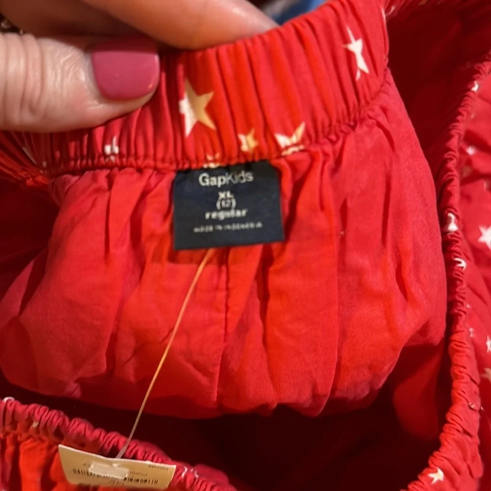 Gap Kids girls star skirt in red and white sizes 8 and 12 NWT